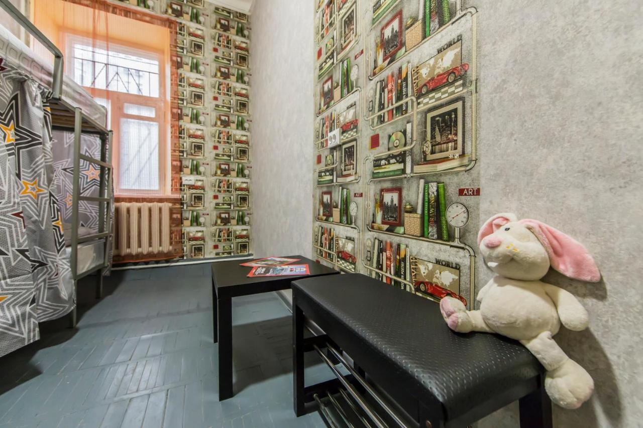 Hostel Vokzalnaya Kiev Bagian luar foto