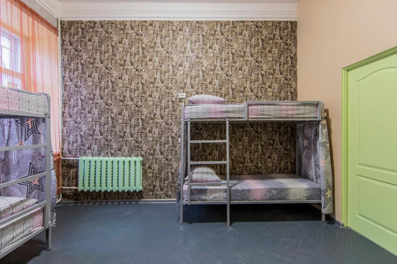 Hostel Vokzalnaya Kiev Bagian luar foto